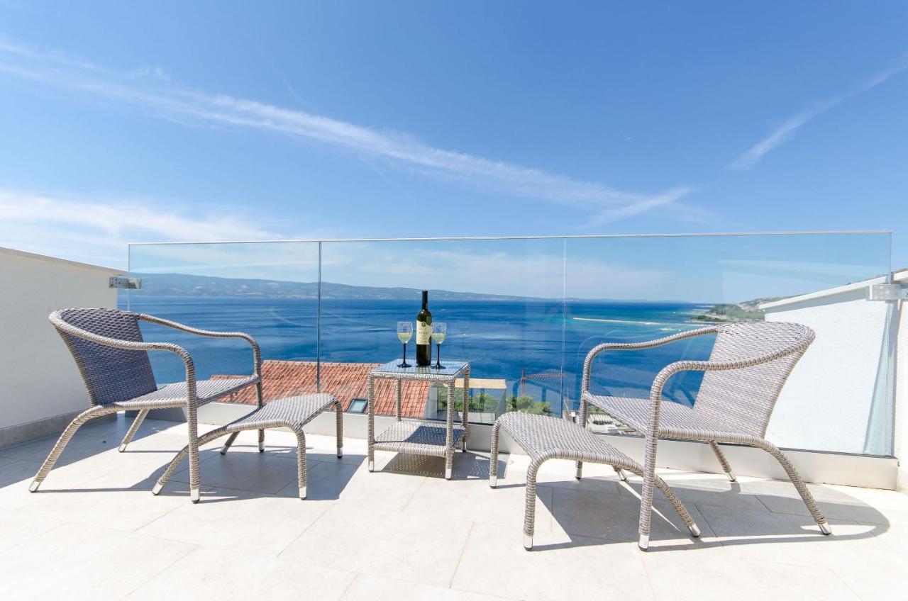 Apartment Sreta Omiš Exteriör bild