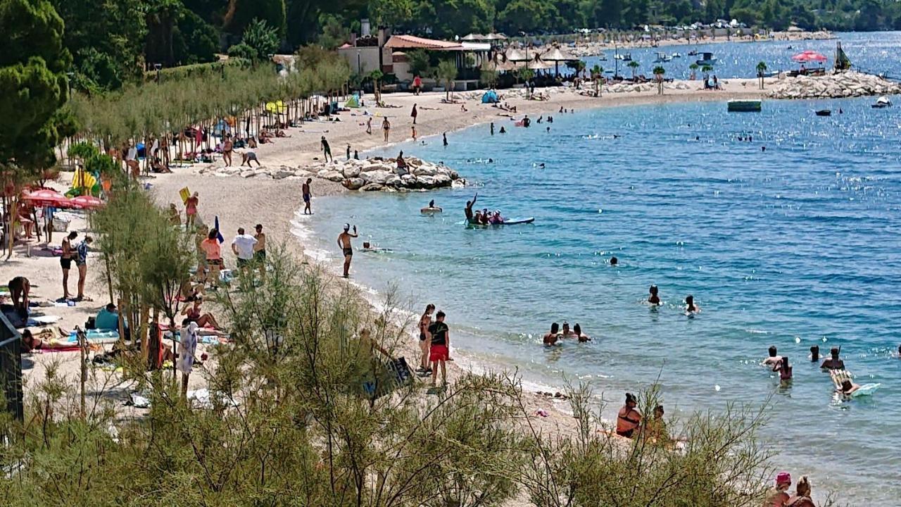 Apartment Sreta Omiš Exteriör bild